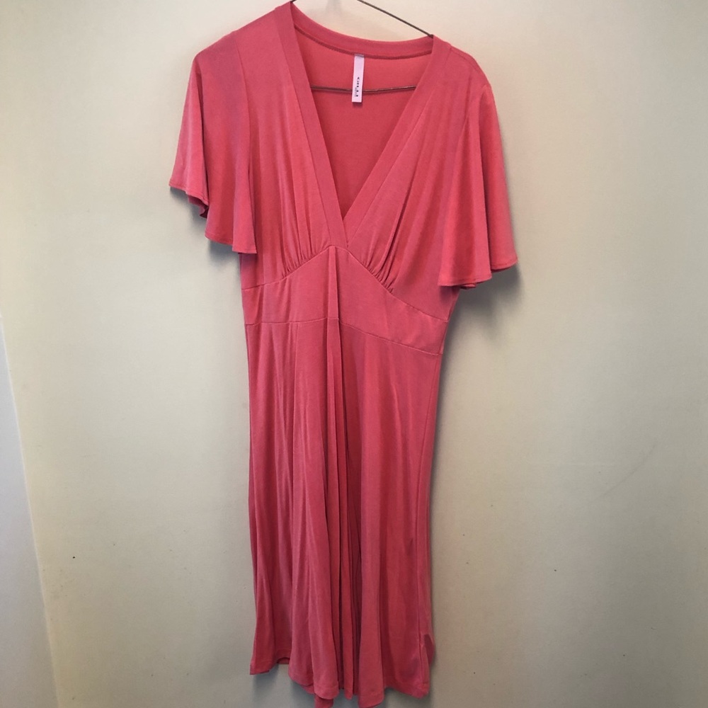 Gilli Coral Short Sleeve Dress - Picture 3 of 8